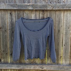 Long sleeve crop horizontal blue and white stripes
